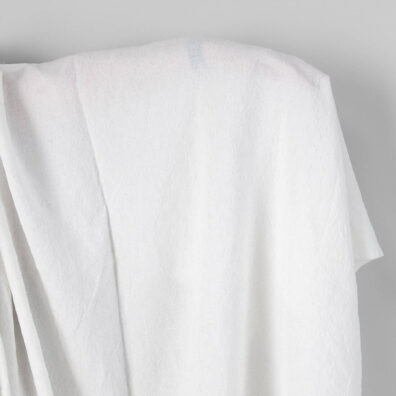 Bredt halvlin stoff knall hvitt vasket