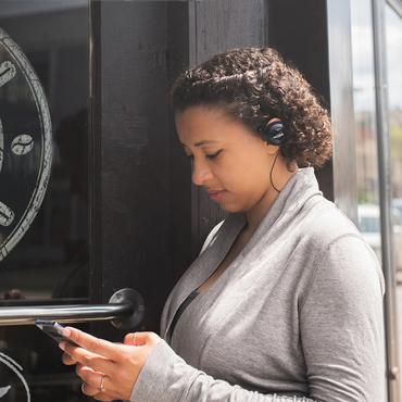 Koss BT221i hörlurar, in-ear, trådlös, mikrofon, svart