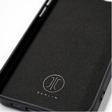 JT Berlin BackCase Pankow Soft Apple iPhone 16 schwarz