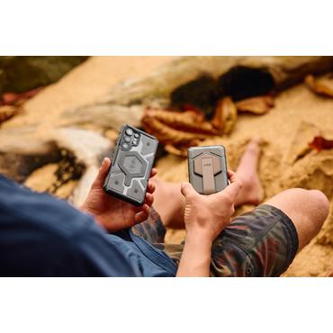 UAG Pathfinder Clr with Magnet for Samsung Galaxy S25 Ultra - Ice/Silver