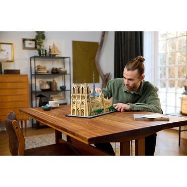 LEGO Architecture 21061 Notre-Dame w Paryżu