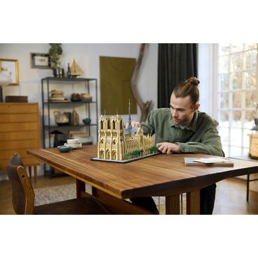 LEGO Architecture 21061 Notre-Dame w Paryżu