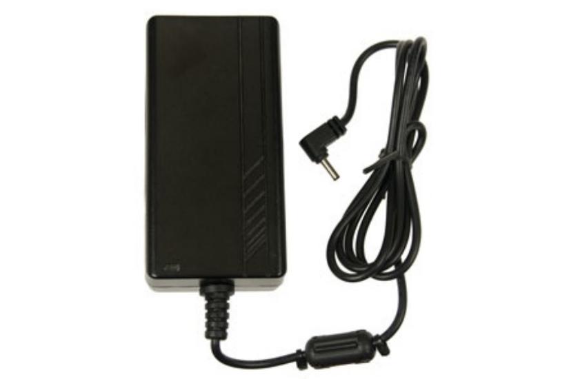 AC adapter 110-240V