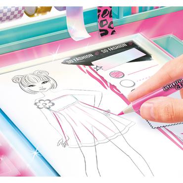 Canal Toys So Slime Fashion Designer Light-Up Studio