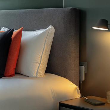 Hama 00125144 mobile device charger Headset, Laptop, Power bank, Smartphone, Tablet White AC Fast charging Indoor