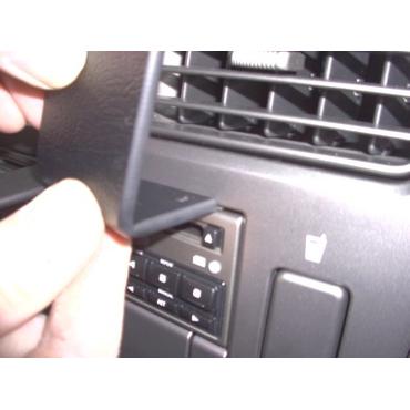 Brodit ProClip Angled mount - montering för mobiltelefon