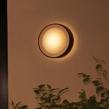 Philips Hue Ambiance Daylo Væglampe