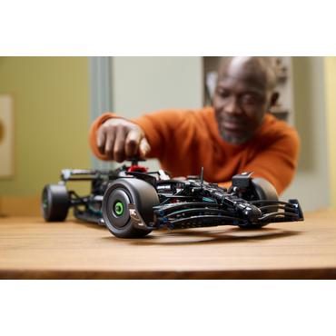 LEGO Technic Mercedes-AMG F1 W14 E Performance