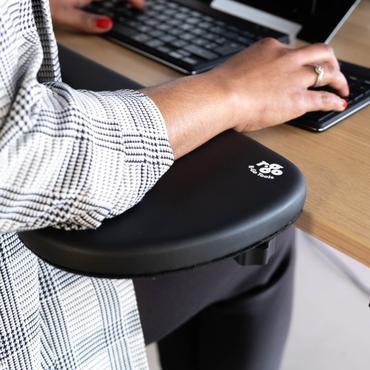 R-Go Ergonomic Armrest monteringssats - svart