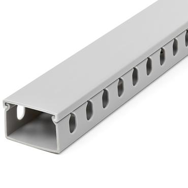 StarTech.com Kabelhanteringsbana med öppen kortplats med hölje, 38mm B x 25mmH