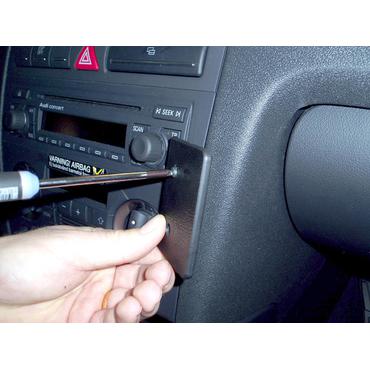 Brodit ProClip Angled mount - montering för mobiltelefon