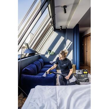 Kärcher Professional Puzzi 8/1 - tæpperens - beholder