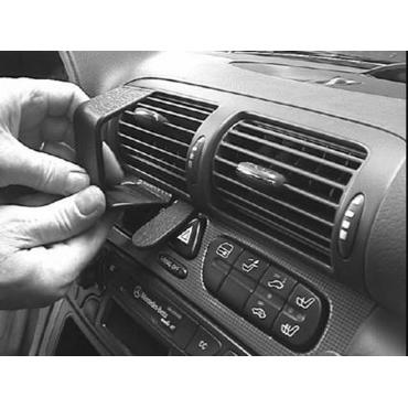 Brodit ProClip - montering för mobiltelefon