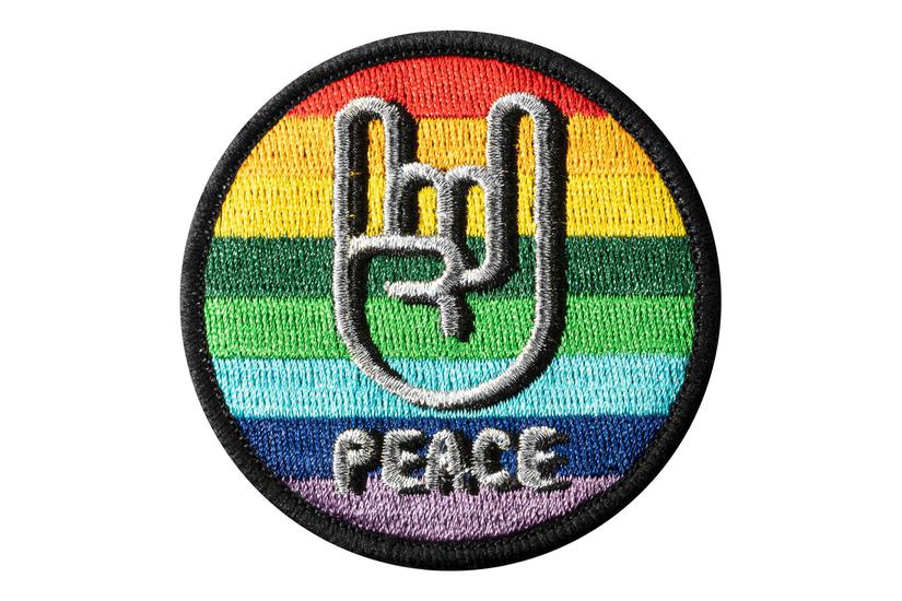 LAUT Mobil tillbehör - 70% plush-tyg, 30% magnet