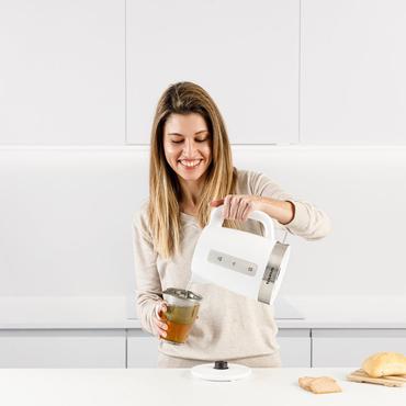 Taurus Aroa elkedel 1,7 L 2200 W S&oslash;lv, Hvid