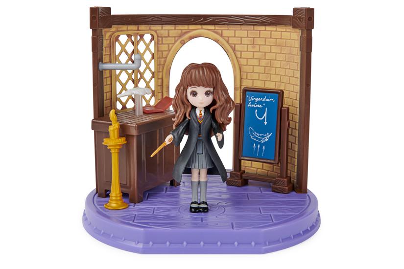 Wizarding World WWO PYS LctCharmsClassroom V1 GML