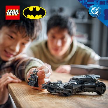 76331 DC Super Heroes Batman vs. Superman: Batmobil