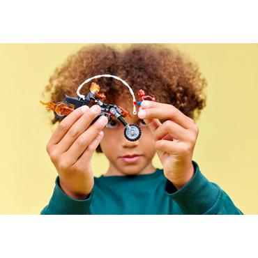 LEGO Marvel Spider-Man mod Ghost Rider p&aring; motorcykel