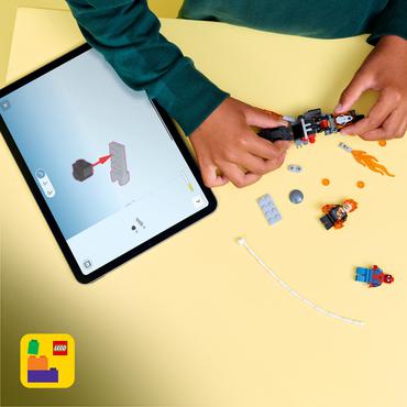 LEGO Marvel Spider-Man mod Ghost Rider p&aring; motorcykel