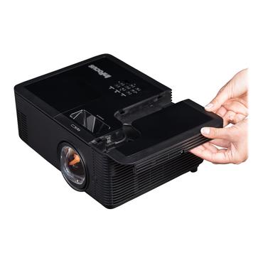 InFocus IN136ST