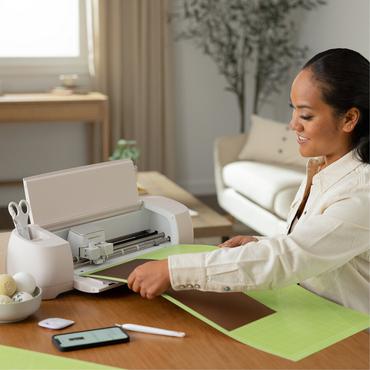 Cricut Explore 4 Essentials Bundle