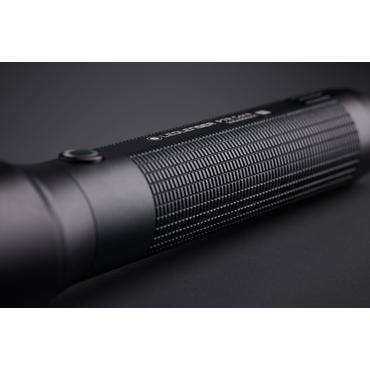 Ledlenser P7R Core Sort Hånd lommelygte LED