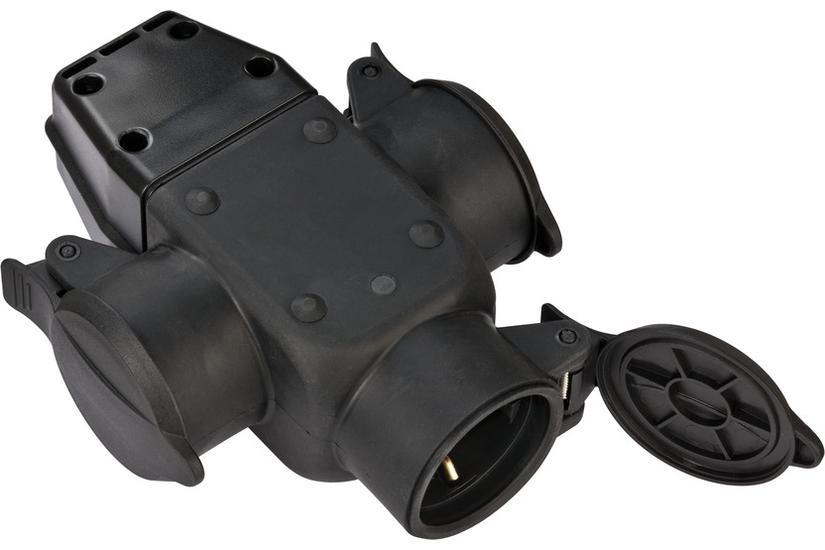 Korsformat uttag med tre Schuko-gummiuttag IP44