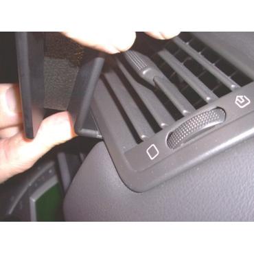 Brodit ProClip Angled mount - montering för mobiltelefon