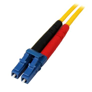 StarTech.com 4m Fiber Optic Cable - Single-Mode Duplex 9/125 - LSZH - LC/LC - OS1 - LC to LC Fiber Patch Cable (SMFIBLCLC4) - patch-kabel - 4 m - gul