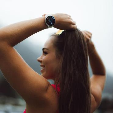 Polar Vantage V 3 Vantage V3 3,53 cm (1.39") AMOLED Digital 454 x 454 pixel Berøringsskærm Sølv GPS (satellit)