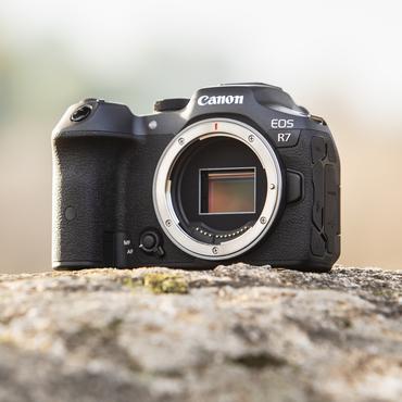 Canon EOS R7 - digitalkamera - endast stomme