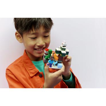 LEGO Minecraft Steves tajga-eventyr