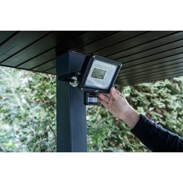 Brennenstuhl 1171250342 projektør Sort 30 W LED D