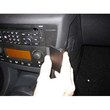 Brodit ProClip Angled mount - montering för mobiltelefon