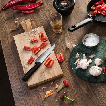 *Chef knife 17cm Fiskars Hard Egde 1051748