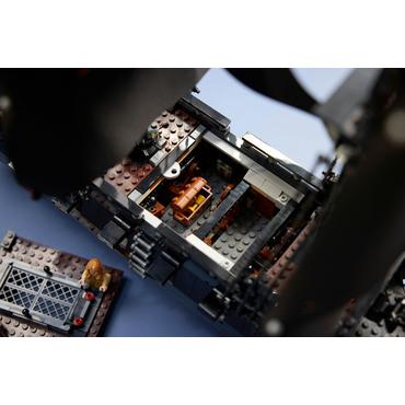 LEGO ICONS Kaptajn Jack Sparrows piratskib