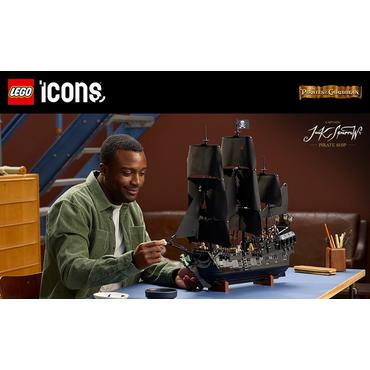 LEGO ICONS Kaptajn Jack Sparrows piratskib