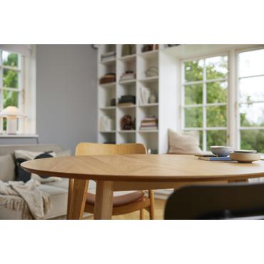 LEGO ICONS McLaren MP4/4 og Ayrton Senna