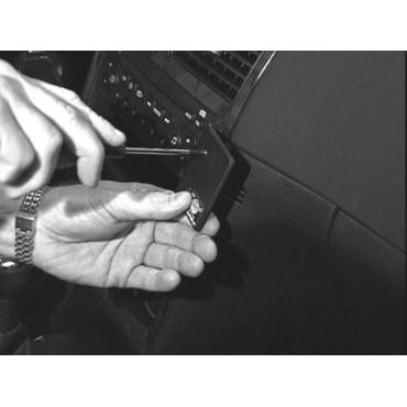 Brodit ProClip Angled mount - montering för mobiltelefon