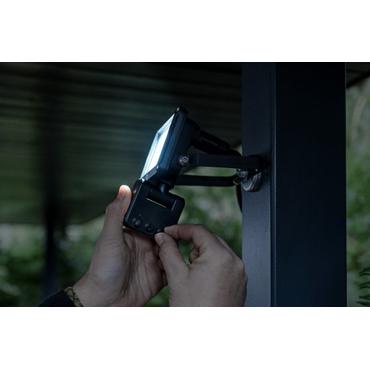 Brennenstuhl 1171250142 projektør Sort 10 W LED D