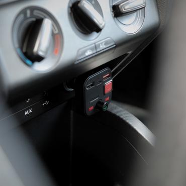 Savio TR-15 Transmiter FM z Bluetooth 87,6 - 107,9 MHz Bluetooth/USB Sort