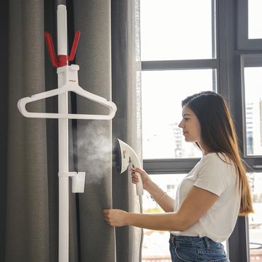 Polti GSF80R Opretst&aring;ende bekl&aelig;dningsdamper 1,2 L 2000 W R&oslash;d, Hvid