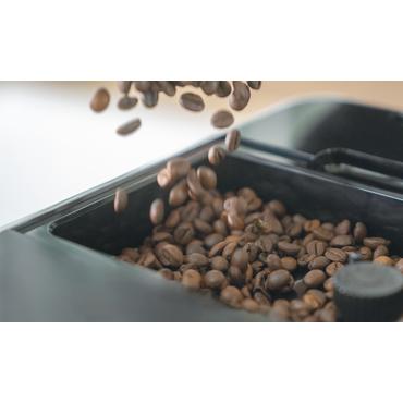 Unold 28835 Kaffeevollautomat LUCA; 1,2l Wassertank; 1470W