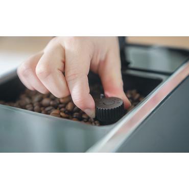 Unold 28835 Kaffeevollautomat LUCA; 1,2l Wassertank; 1470W