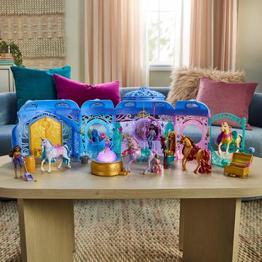 UCA PYS Small Dolls Stable Playset GML