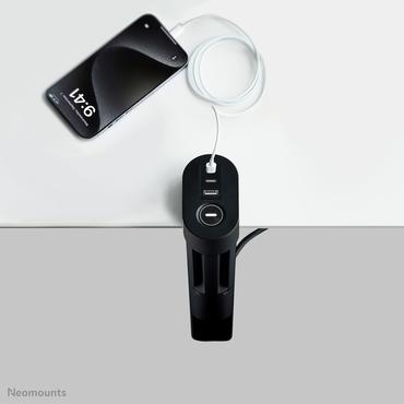 Neomounts - effektband - USB-C + USB-A - 3680 Watt - med kl&auml;mma f&ouml;r skrivbordsmontage