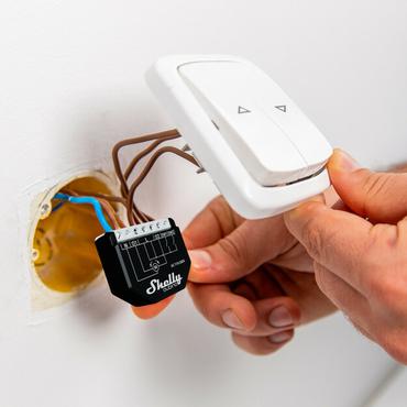 Shelly Qubino Wave Shutter, relay (black/white, 2 channels)