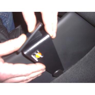 Brodit ProClip Angled mount - montering för mobiltelefon