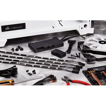 CORSAIR Commander PRO