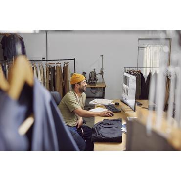 HP 532sf skærm - Kantbelyst LED - 32" - IPS - 7ms - Full HD 1920x1080 ved 100Hz